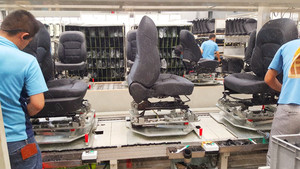 汽车座椅前排座椅组装生产线
